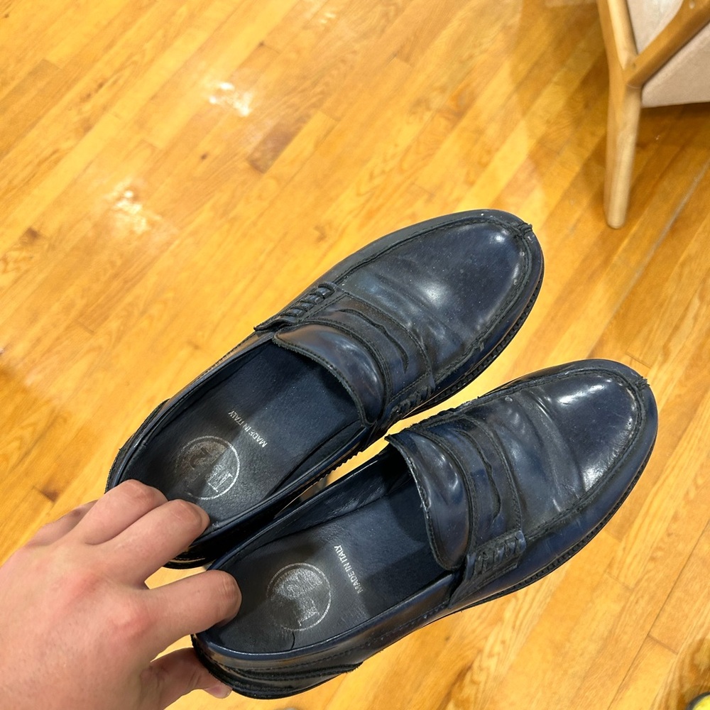 Elegant Dark Blue Leather Loafers for Men